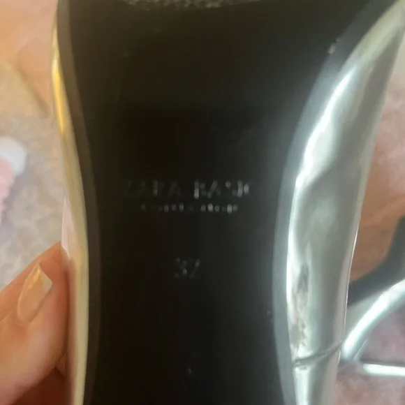 Zara Metallic Silver Pointed-Toe Pumps - Picture 4 of 4